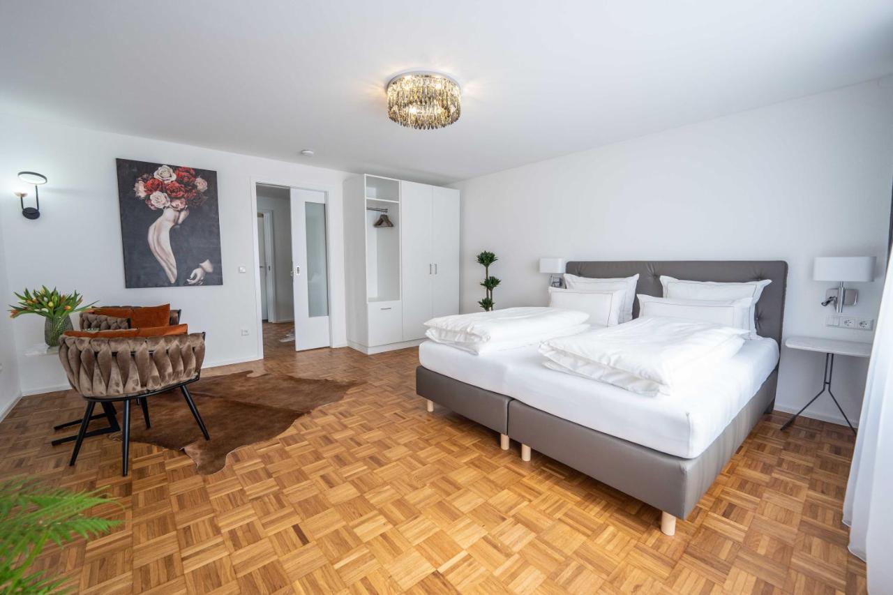City Wohnung Fn L 5 Klimatisiert Mit Balkon Und Kueche FDH Exterior foto
