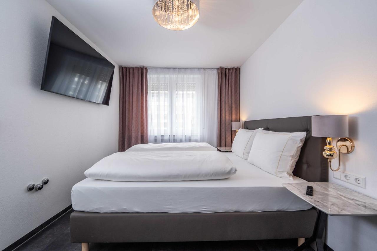 City Wohnung Fn L 5 Klimatisiert Mit Balkon Und Kueche FDH Exterior foto