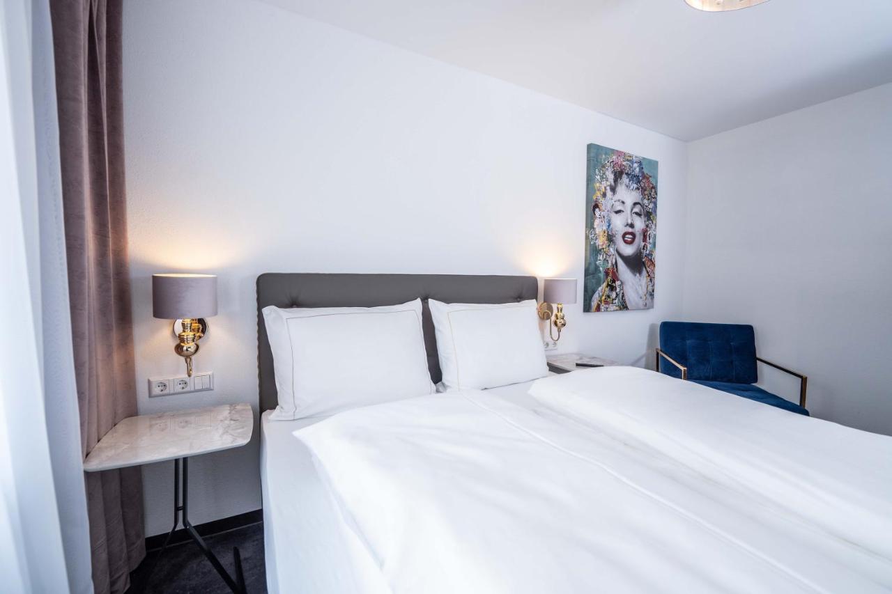 City Wohnung Fn L 5 Klimatisiert Mit Balkon Und Kueche FDH Exterior foto