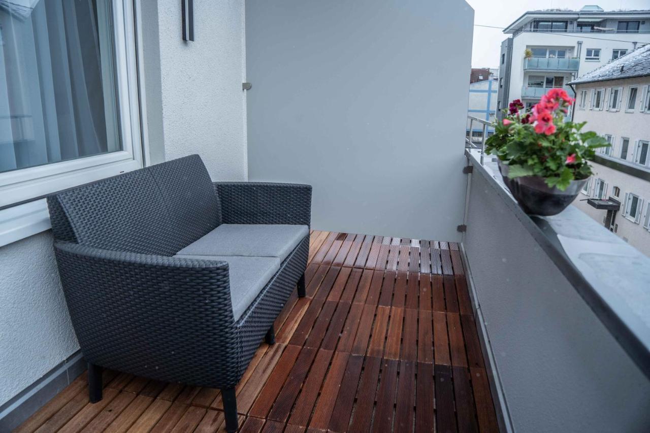 City Wohnung Fn L 5 Klimatisiert Mit Balkon Und Kueche FDH Exterior foto