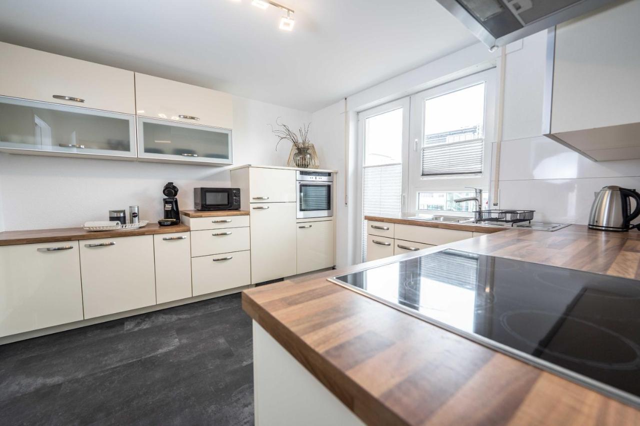 City Wohnung Fn L 5 Klimatisiert Mit Balkon Und Kueche FDH Exterior foto