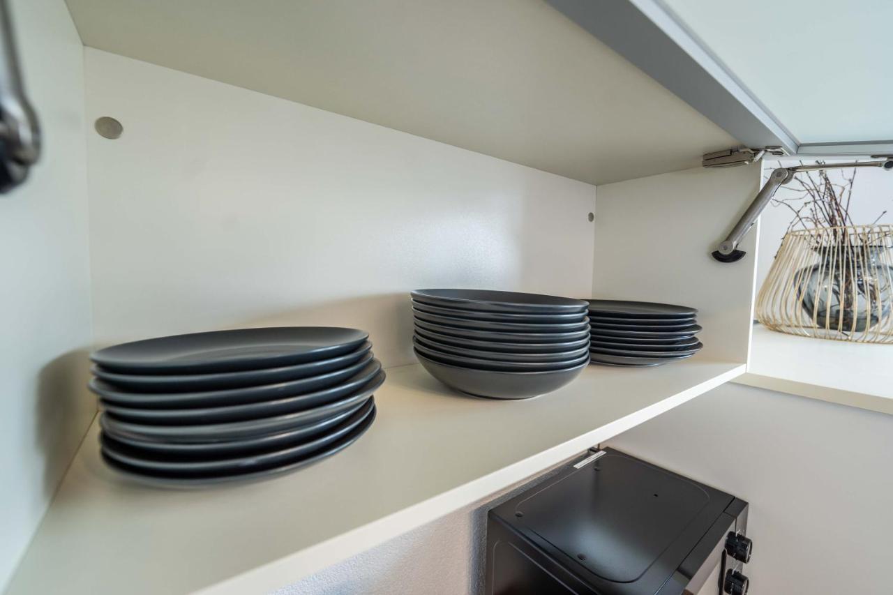 City Wohnung Fn L 5 Klimatisiert Mit Balkon Und Kueche FDH Exterior foto